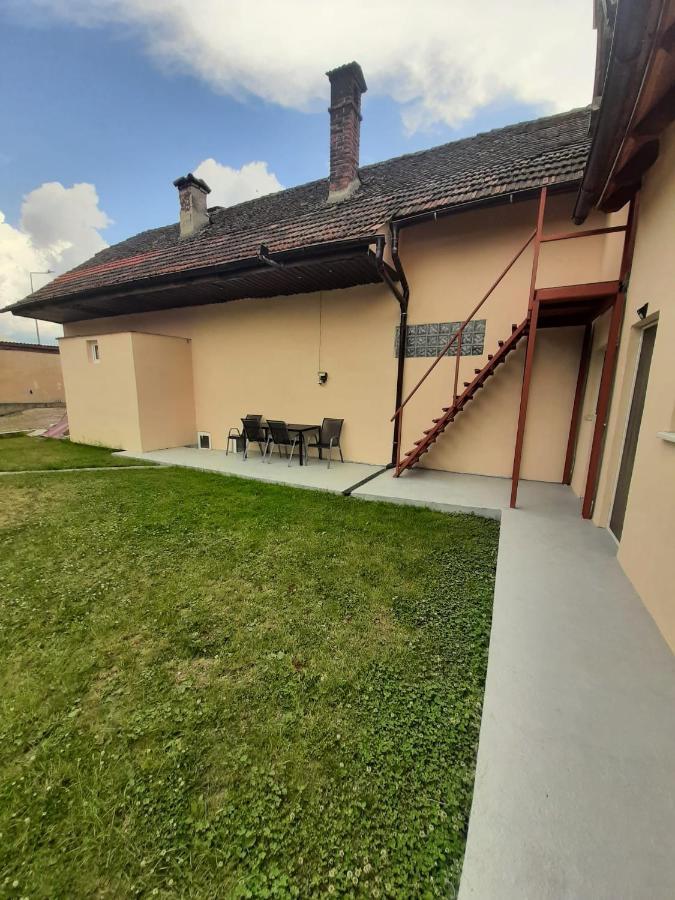 Vila Dionysos Brasov Ghimbav Εξωτερικό φωτογραφία